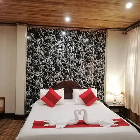 Luang Prabang River Lodge Esterno foto