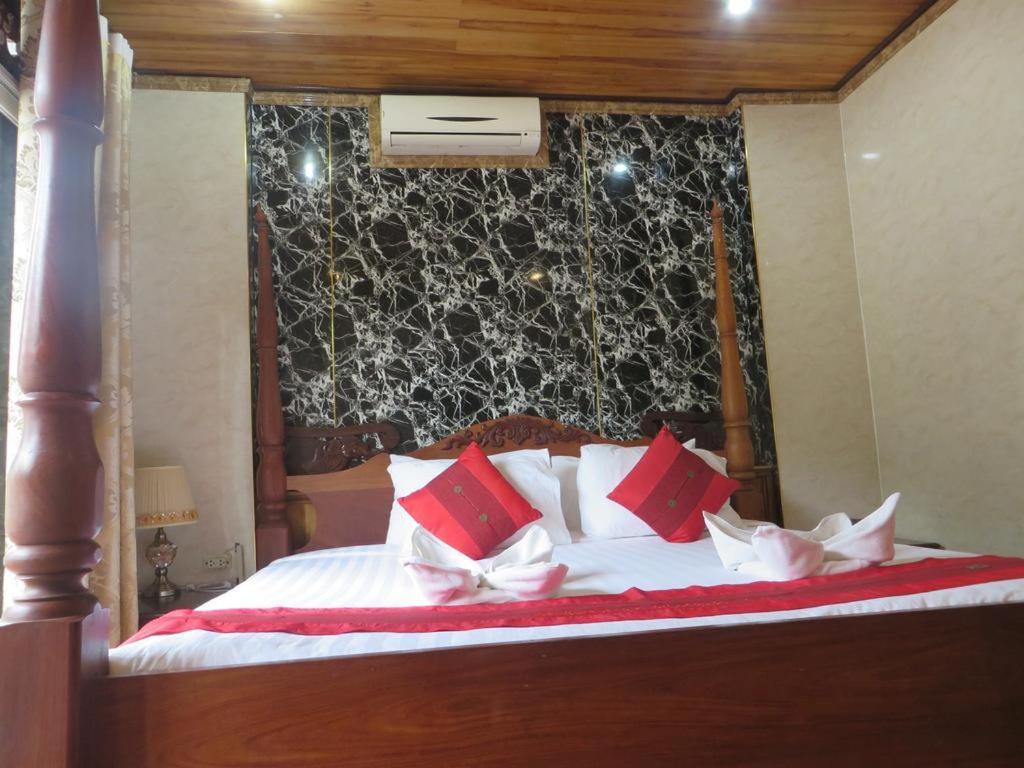 Luang Prabang River Lodge Esterno foto